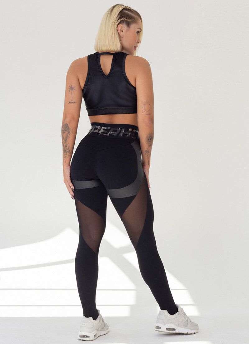 Legging Preta Comfy de academia